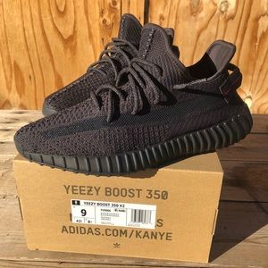 Yeezy boost 350 V2